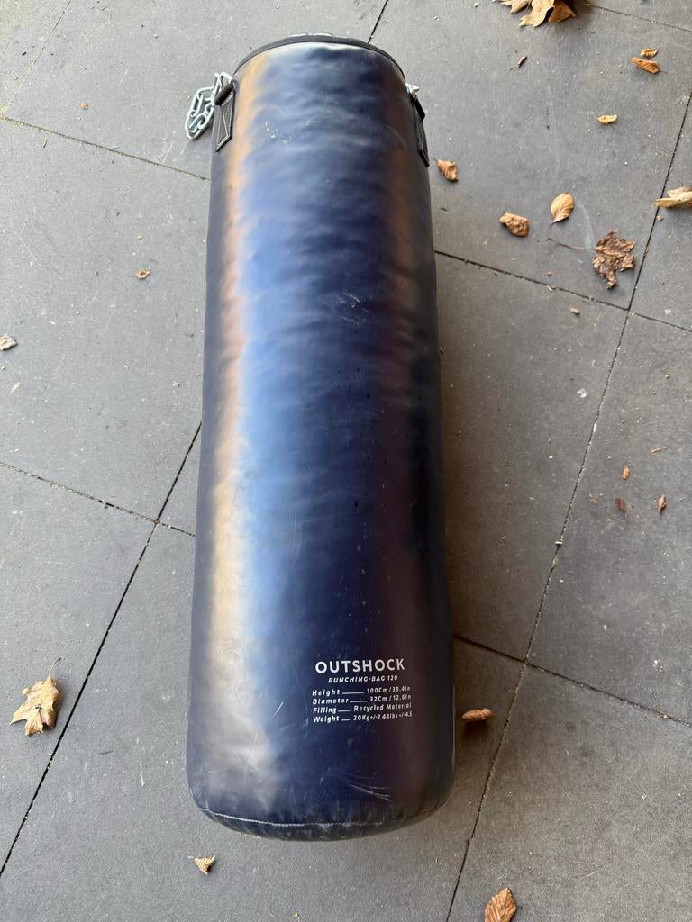 Bokszak Outshock 100, 20 kg, Ophalen, Zo goed als nieuw, Bokszak