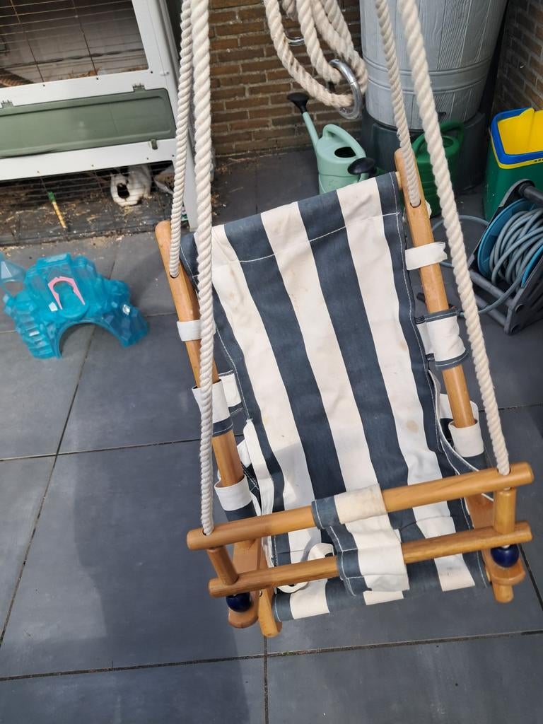 Baby schommel, verstelbaar in lig en zit stand, Ophalen