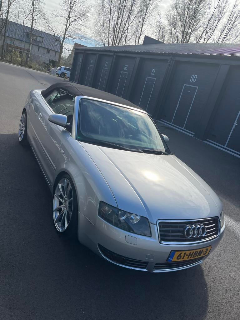 Audi 2002 Grijs, Auto's, 1700 kg, Cabriolet, 4 stoelen, Particulier