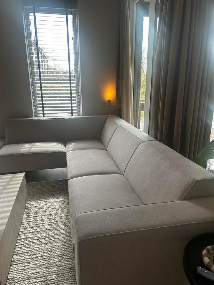 Bank By Sidde Nord Beach Sandy, Huis en Inrichting, Banken | Bankstellen, Gebruikt, Hoekbank, Vierpersoons of meer, 300 cm of meer