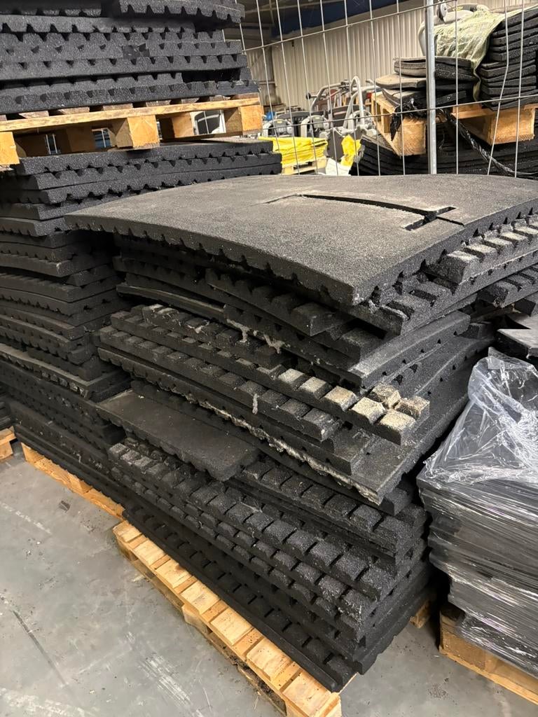 Rubberen snij mat matten 4 cm dik tegels, Rubberen, Matten, Rest
