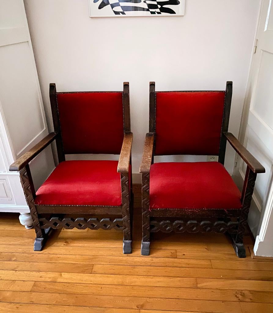 Twee stevige antieke houten stoelen zetels / fauteuils, Huis en Inrichting, Stoelen, Gebruikt, Twee, Stof, Rood