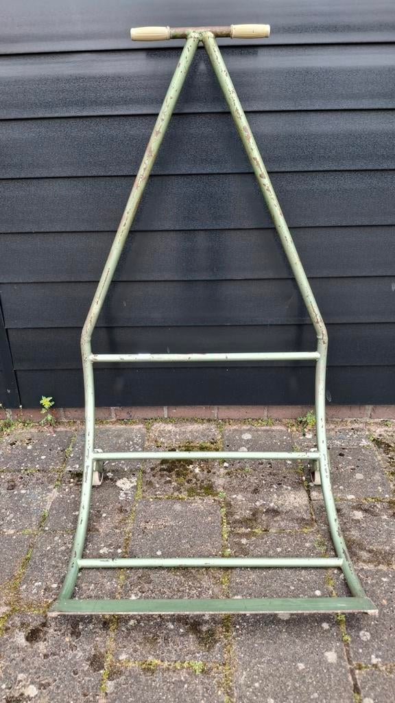 Kar voor rolmat sporthal, Doe-het-zelf en Verbouw, Transportwagens, 100 liter of meer, Ophalen, Transportkar