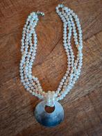 4 streng parelketting met schelp, Overige kleuren, Verzenden, Zo goed als nieuw, Steen of Mineraal