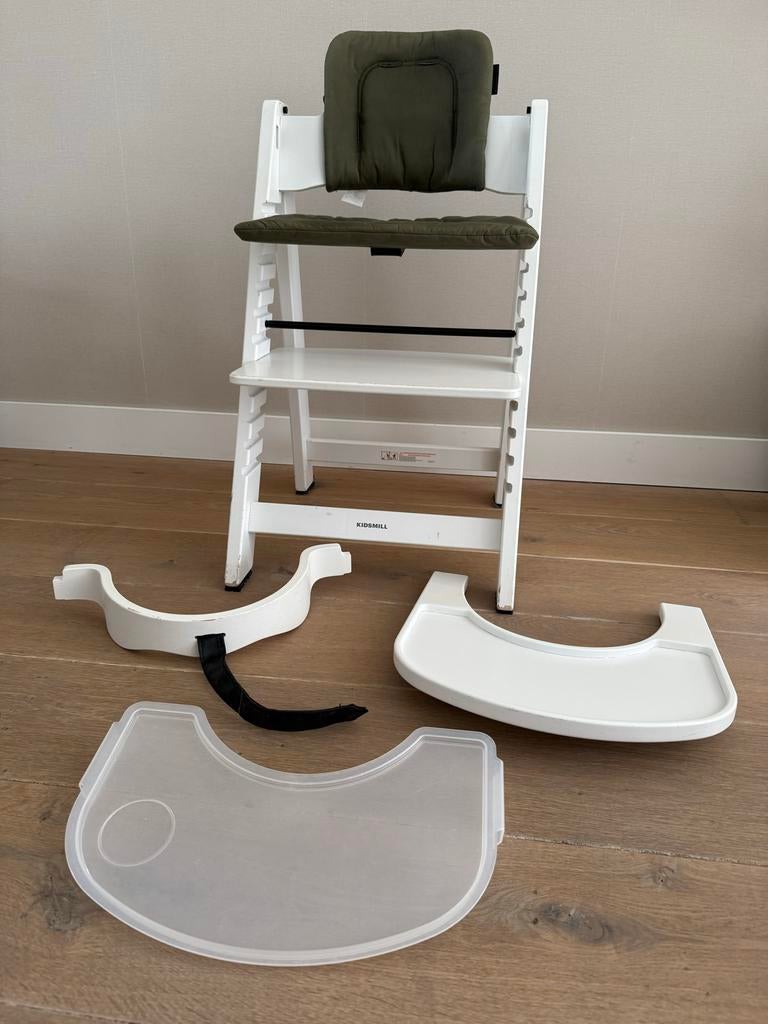 Kidsmill Up! Meegroeistoel met eetblad en kussens, Kinderen en Baby's, Kinderstoelen, Ophalen of Verzenden, Zo goed als nieuw