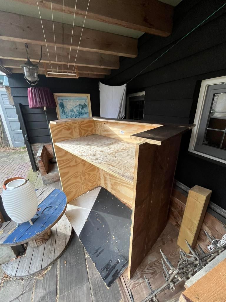 Houten bar, Ophalen, Zo goed als nieuw