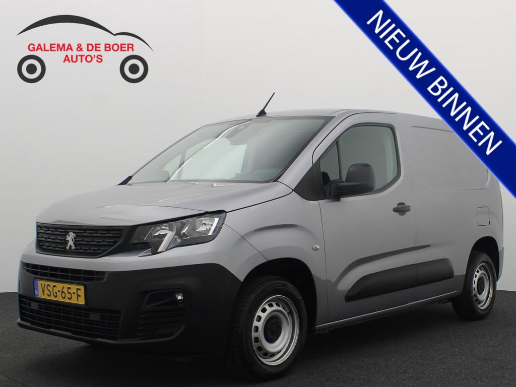 Peugeot Partner 1.5 BlueHDi 100 S&S L1 3 PERS / CARPLAY / NA, Auto's, Voorwielaandrijving, Gebruikt, Euro 6, 4 cilinders