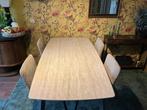 Eettafel met 4 stoelen, Huis en Inrichting, Tafels | Eettafels, Ophalen, Overige materialen, 50 tot 100 cm, Zo goed als nieuw