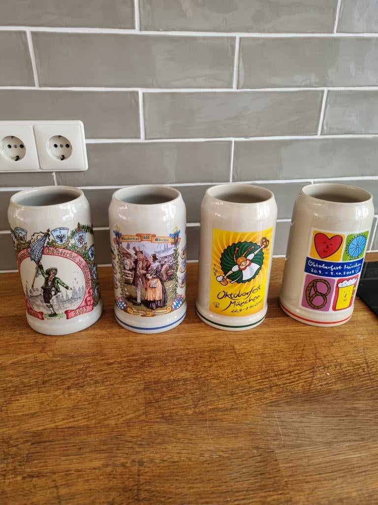 4 bierpullen Oktoberfest 2003 2006 2007 2008 collectors item, Verzamelen, Ophalen of Verzenden