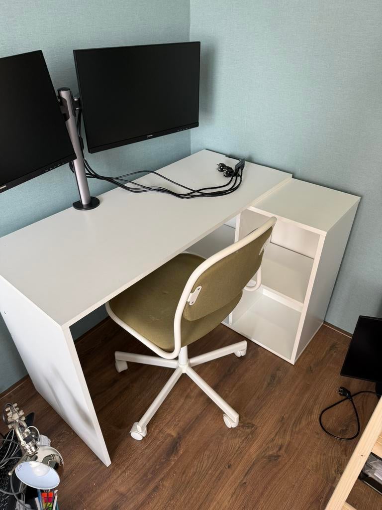 Hoek of recht bureau, Huis en Inrichting, Bureaus, Ophalen, Zo goed als nieuw