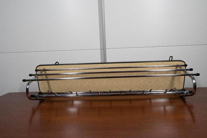 Vintage Kapstok met gele achterwand, Huis en Inrichting, Woonaccessoires | Kapstokken, Gebruikt, Wandkapstok, Minder dan 100 cm