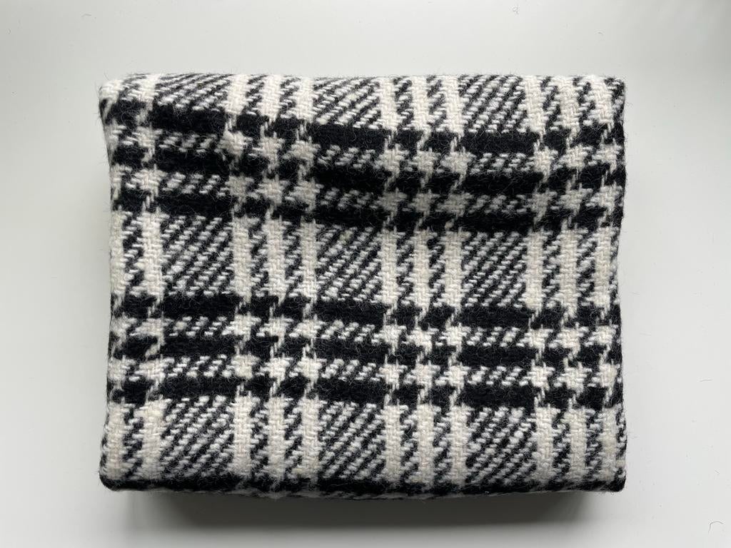 Meubelstof Zwart-Wit Pied-de-Poule 90 x 105 cm, Hobby en Vrije tijd, Stoffen en Lappen, Overige materialen, Overige kleuren, Nieuw