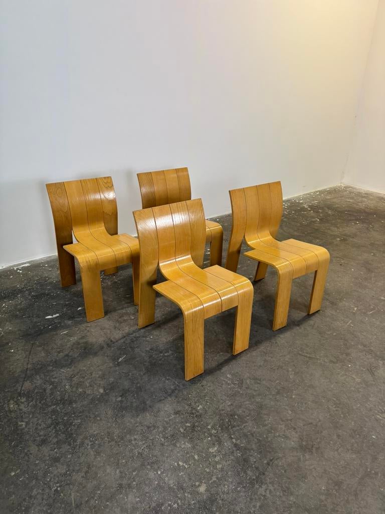 Gijs Bakker strip stoelen naturel, Ophalen