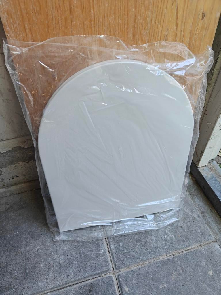 Nieuwe WC bril in de doos, Ophalen of Verzenden, Nieuw, Koper