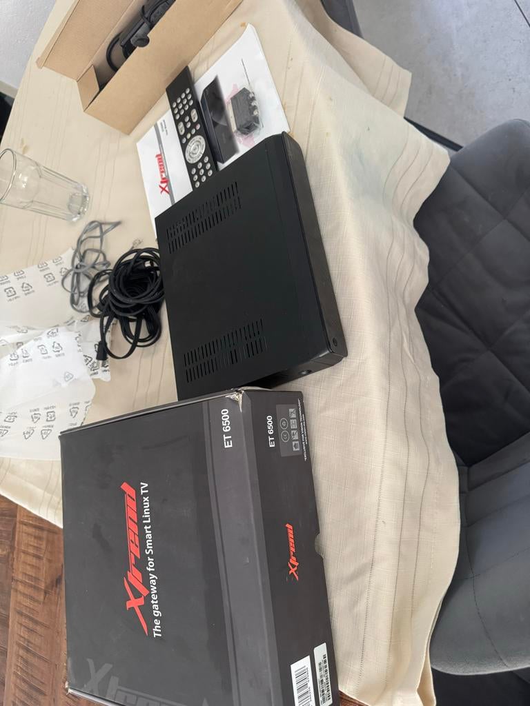 Xtrend ET 6500 ontvanger, Ophalen of Verzenden, Zo goed als nieuw, Decoder