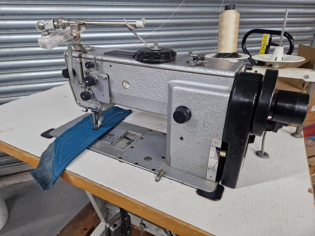 Durkopp Adler 467 Leermachine, Hobby en Vrije tijd, Naaimachines en Toebehoren, Gebruikt, Naaimachine, Industrieel, Ophalen