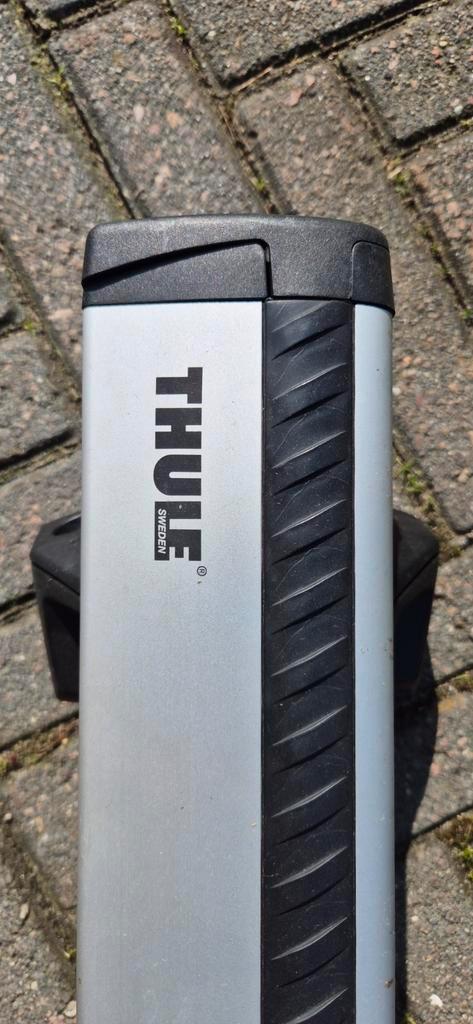 Thule 7106xx dakdragers voor Volvo XC60 met lage dakrails, Auto diversen, Dakdragers, Gebruikt, Ophalen