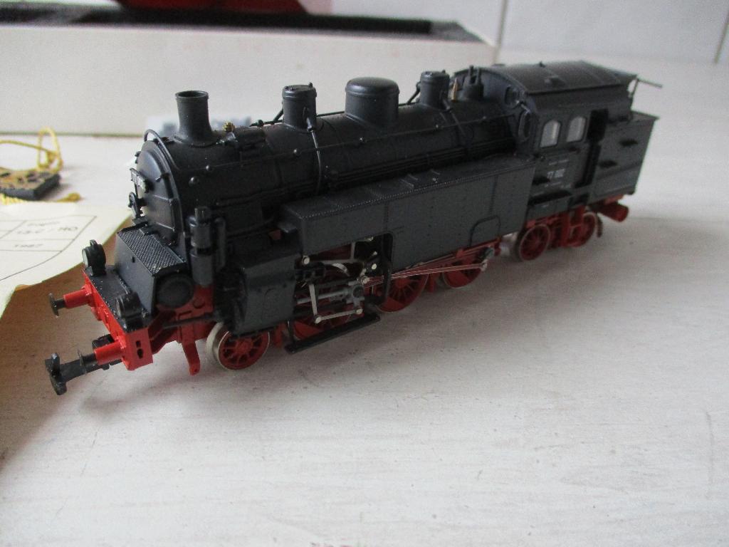 Rivarossi Stoomlok BR 77 002 DR no 1371, Zo goed als nieuw, Ophalen, Overige merken, Gelijkstroom