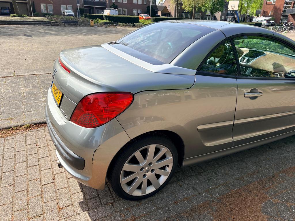 Peugeot 207 1.6 VTI CC 88KW AUT 2008 Grijs, Auto's, Peugeot, Particulier, Benzine, D, Cabriolet, Automaat, Origineel Nederlands