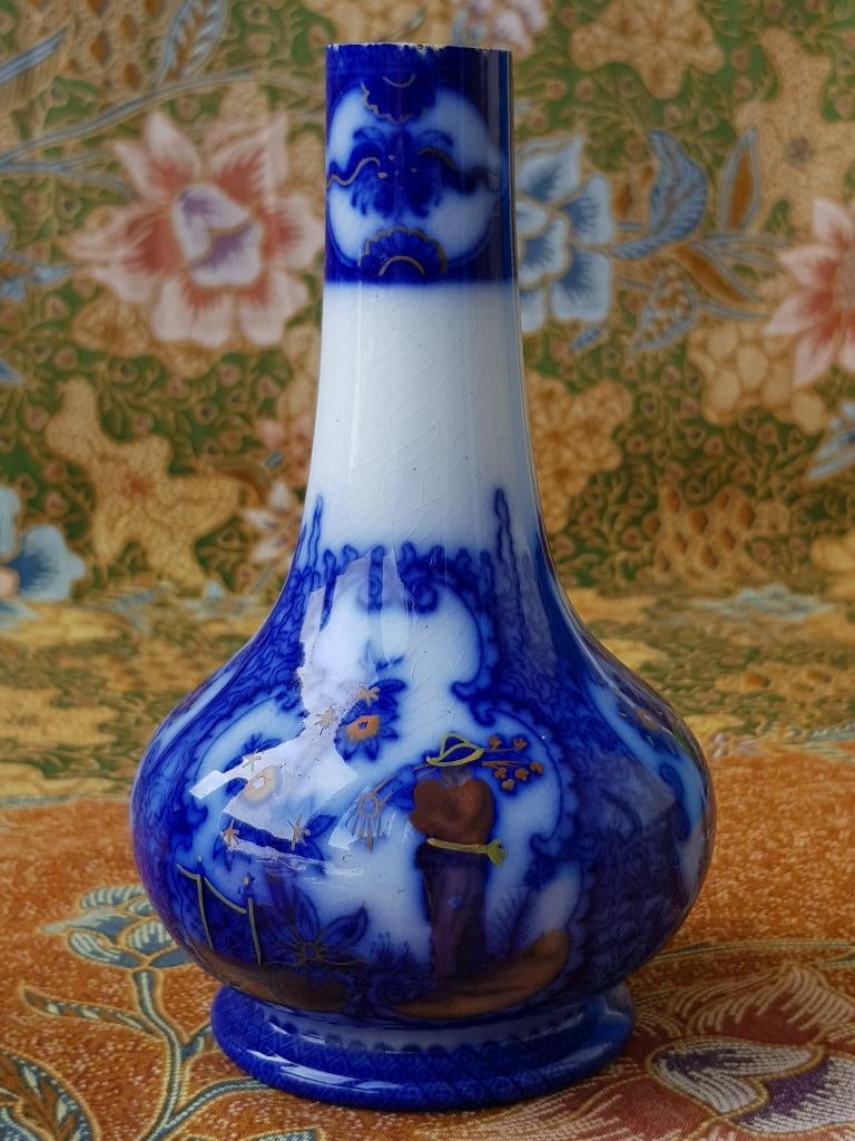 Twee mooie antieke vaasjes uit Engeland van porselein 1880., Ophalen of Verzenden