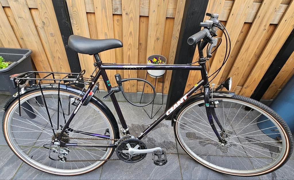 Giant herenfiets met bagagedrager, Fietsen en Brommers, Fietsen | Heren | Herenfietsen, Ophalen of Verzenden