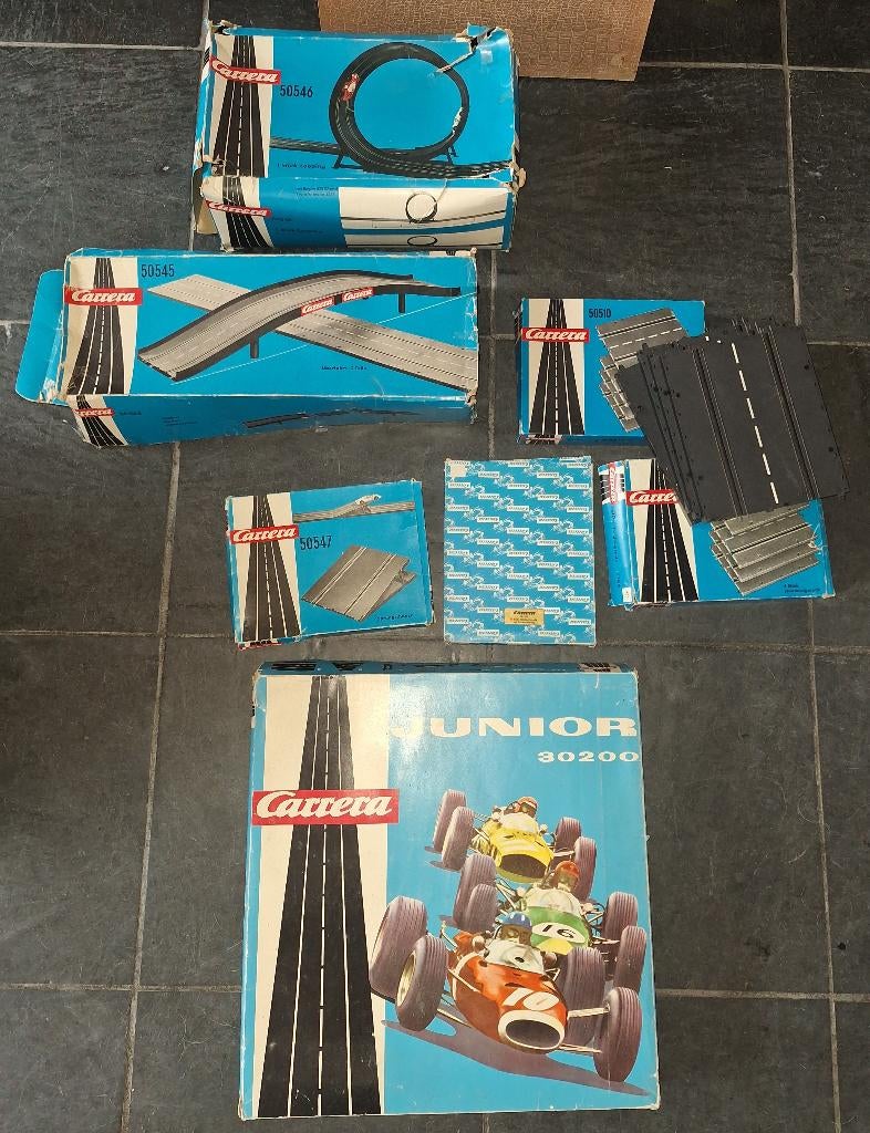 Carrera Universal racebaan met veel extra baandelen, Carrera, Ophalen of Verzenden, Met looping, Elektrisch