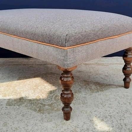 Grote Landelijke Brocante Hocker - Grijs Bruin & Leverkleur, Ophalen, Landelijke, Vintage, Brocante, N.V.T., 50 tot 75 cm