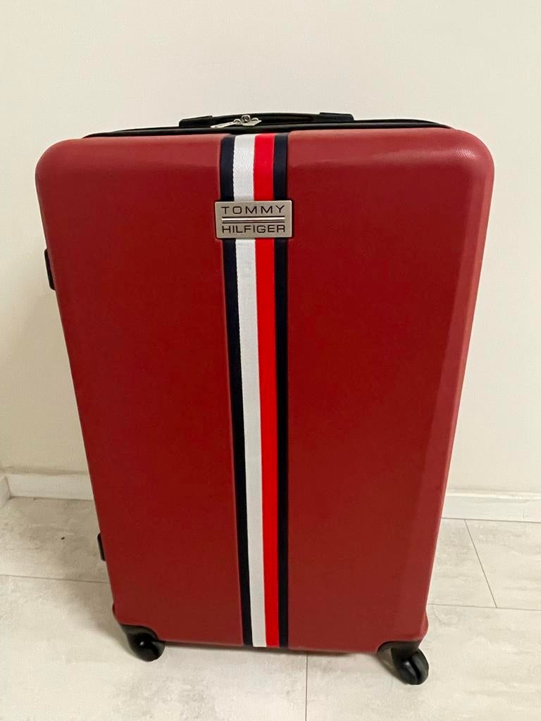 Tommy Hilfiger reis koffer XL, Hard kunststof, Ophalen of Verzenden, Zo goed als nieuw, 70 cm of meer