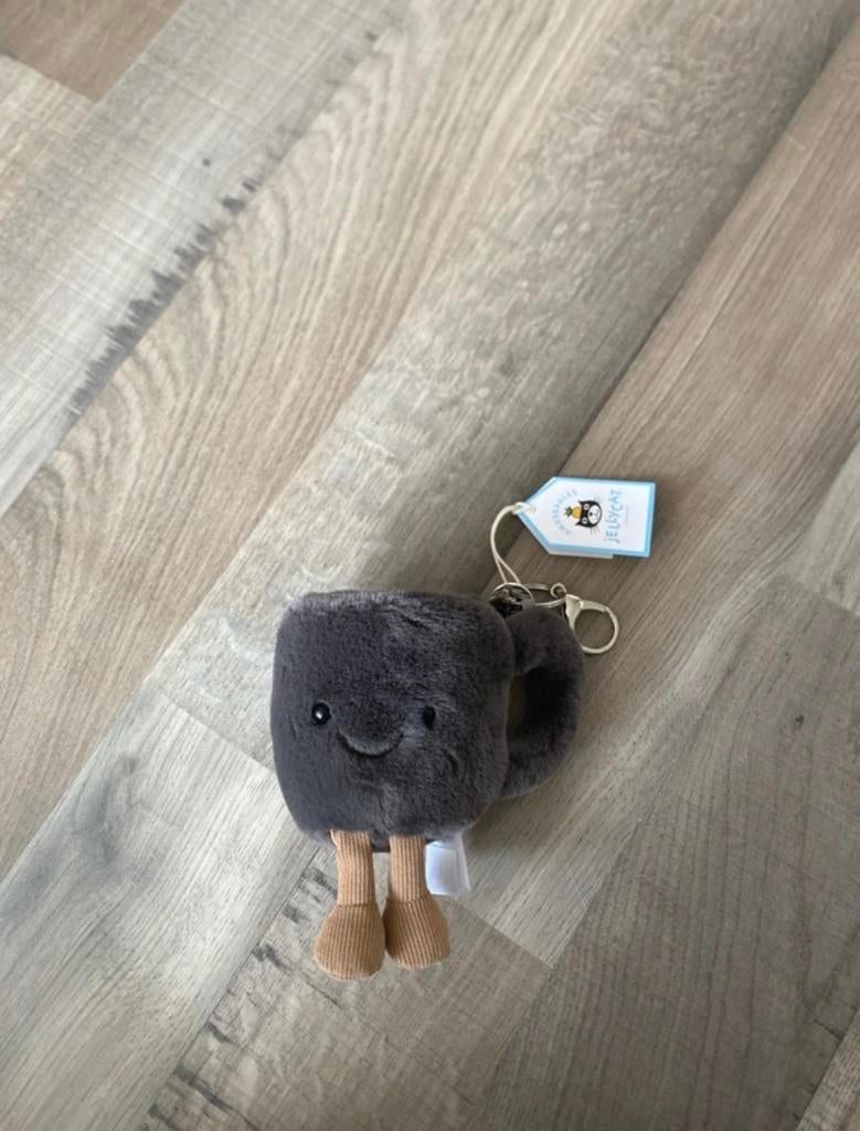 Jellycat Amuseable Coffee To Go knuffel sleutelhanger, Jellycat, Overige karakters, Overige typen, Grijs
