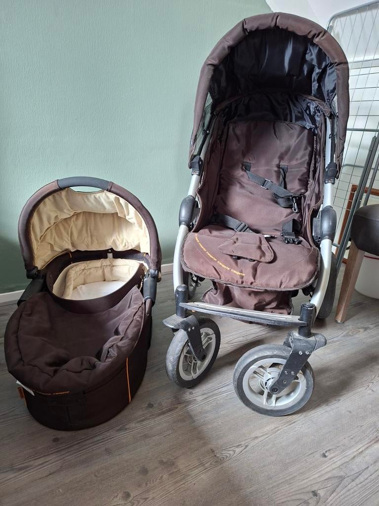 Mutsy kinderwagen compleet met buggy en reiswieg bruin, Ophalen