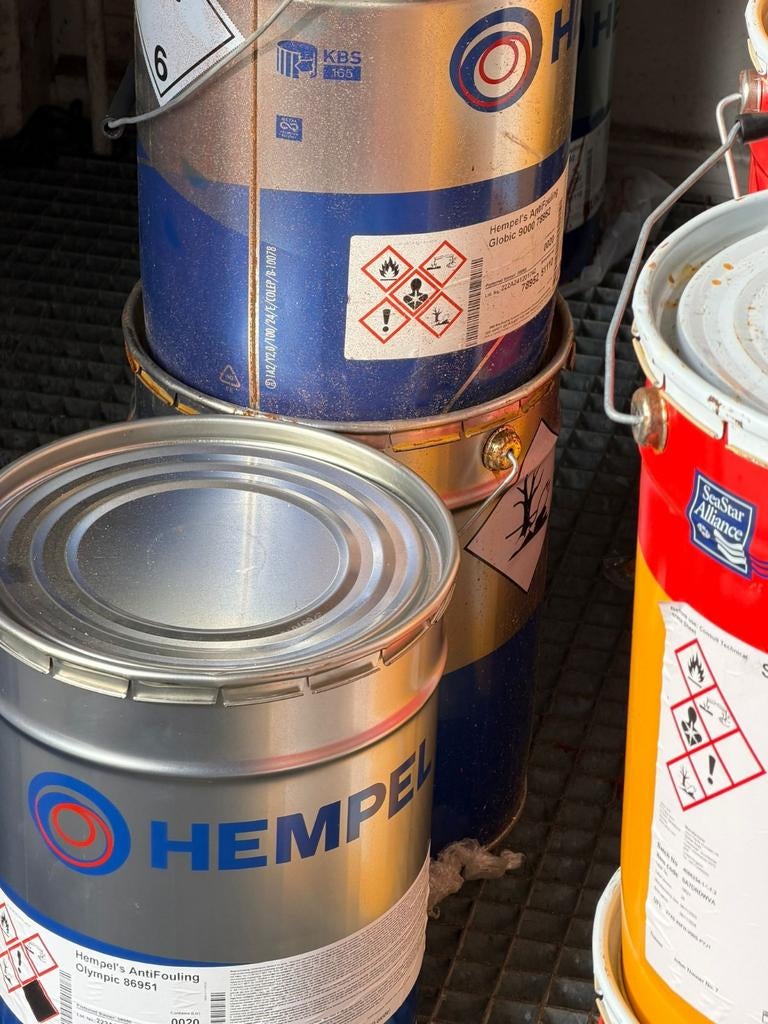 Hempel globic en jotun antifouling zwart 5 liter, Watersport en Boten, Ophalen of Verzenden