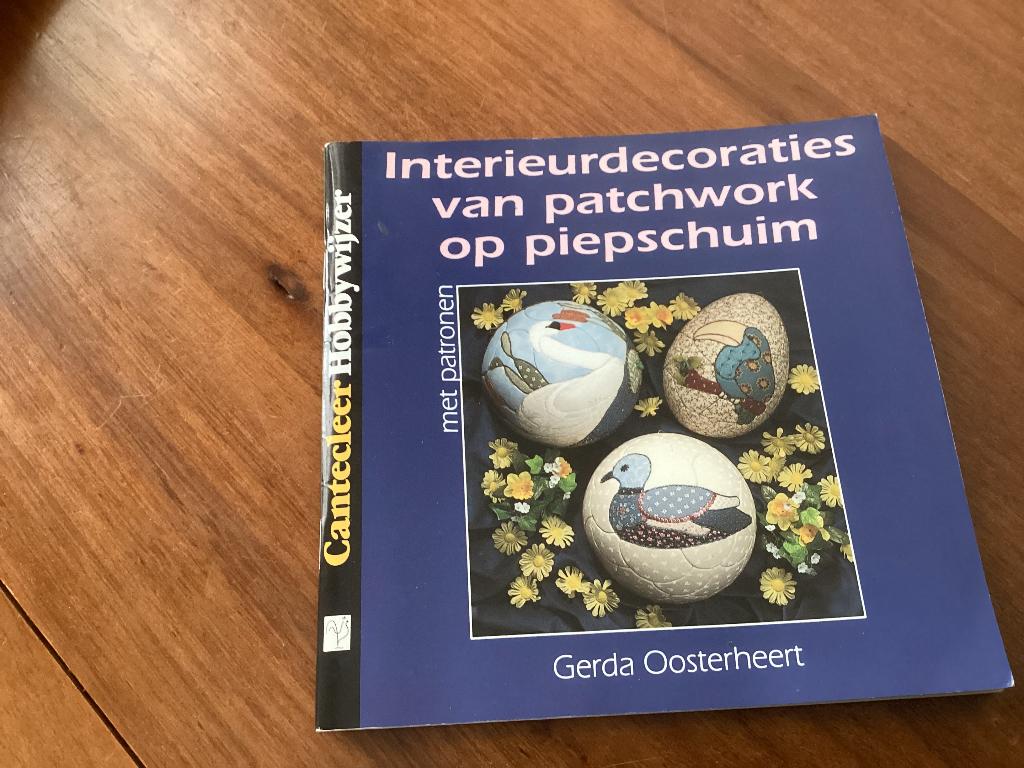 Piepschuim versieren, Ophalen of Verzenden, Zo goed als nieuw