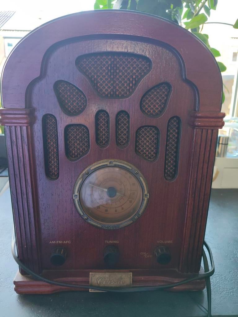 Retro radio met cassette station, Ophalen