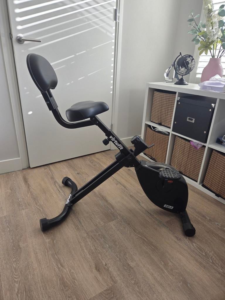 VirtuFit DB1.0 Bureau Fiets - Compacte Hometrainer, Ophalen, Zo goed als nieuw, Metaal, Benen