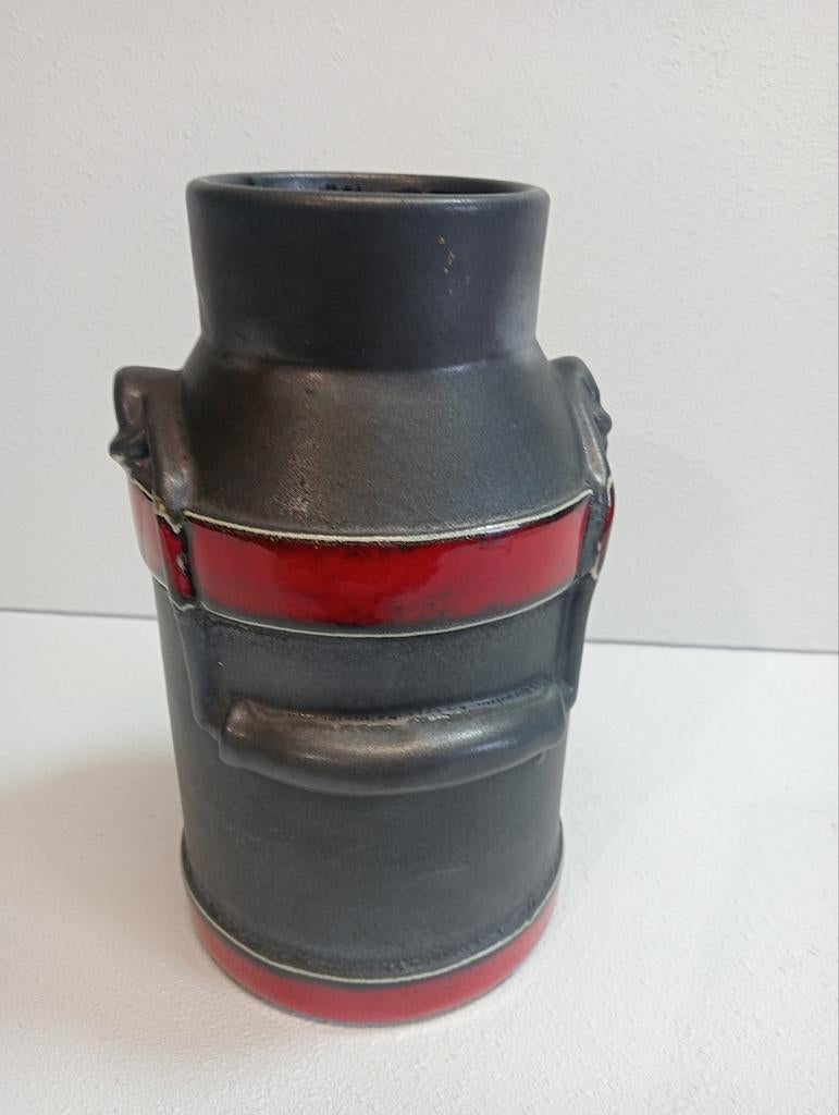 Vintage llkra-Knödgen Keramiek Melkbus Vaas Rood Zwart, Verzenden