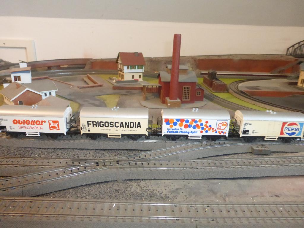 Marklin 4519 - 4531 + 4415 klantenwagons (2X), Wisselstroom, Gebruikt, Wagon, Ophalen of Verzenden