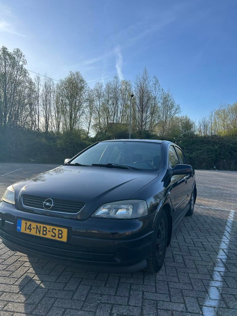Opel Astra 1.6 8V 5D 2003 Zwart, Voorwielaandrijving, 4 cilinders, 1095 kg, Handgeschakeld