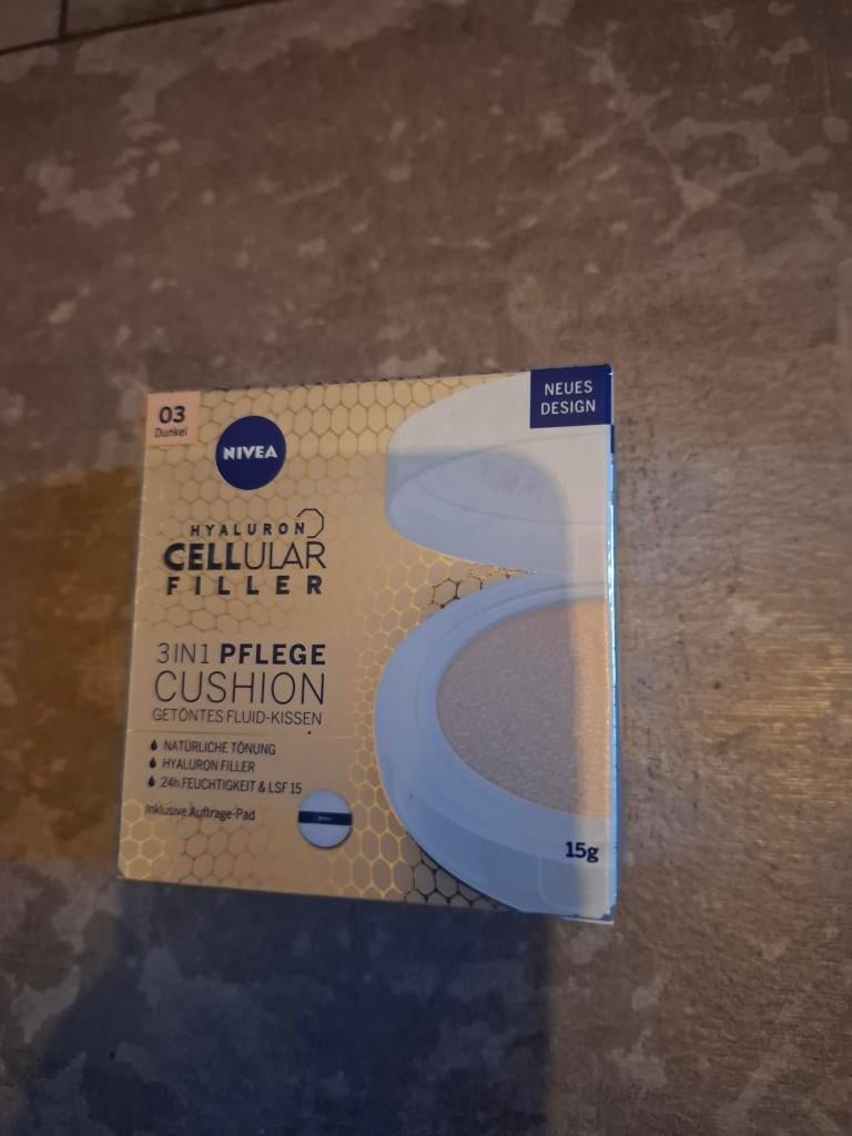 1 nieuwe Nivea - Hyaluron CELLular Filler 3in1 (advr 223), Overige kleuren, Gehele gezicht, Nieuw, Ophalen of Verzenden