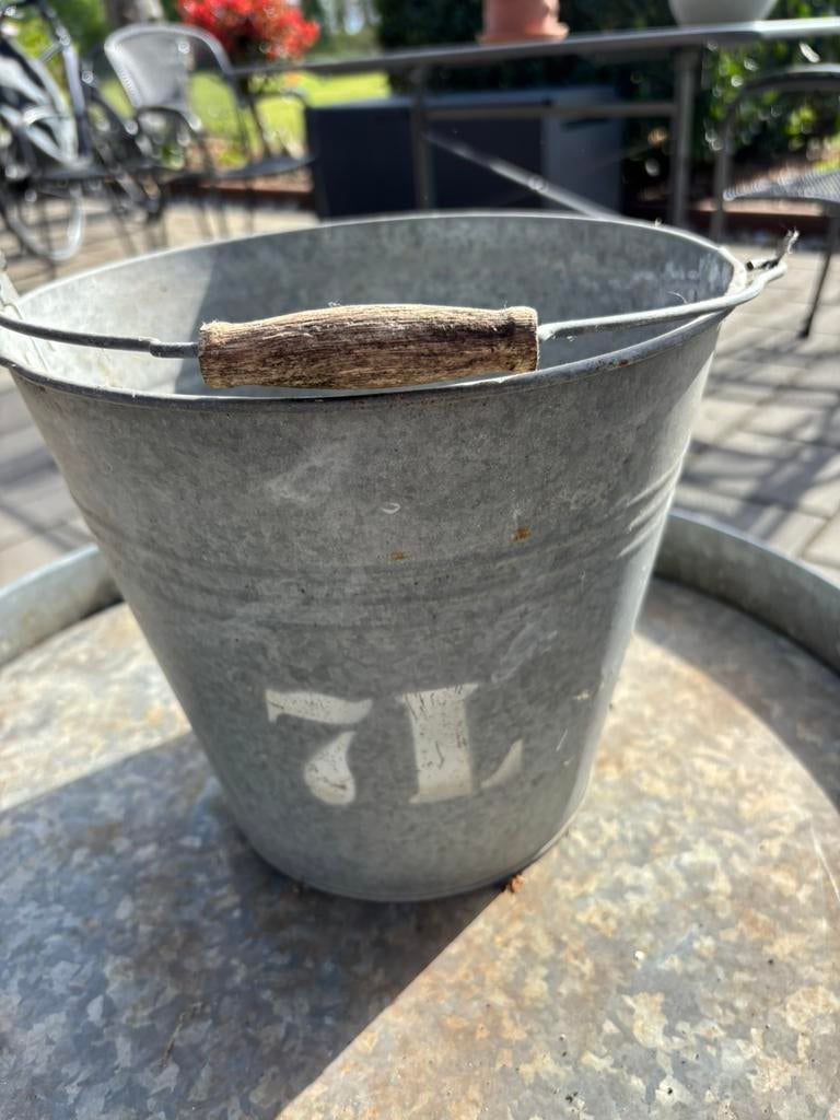 Zinken emmer, Tuin en Terras, Bloembakken en Plantenbakken, Gebruikt, Minder dan 30 cm, Rond, Ophalen of Verzenden