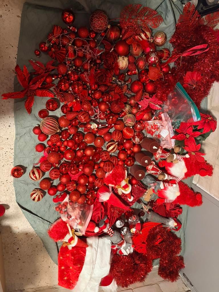 Grote set rode kerstdecoratie, veel Intratuin alleen ophalen, Diversen, Ophalen, Zo goed als nieuw