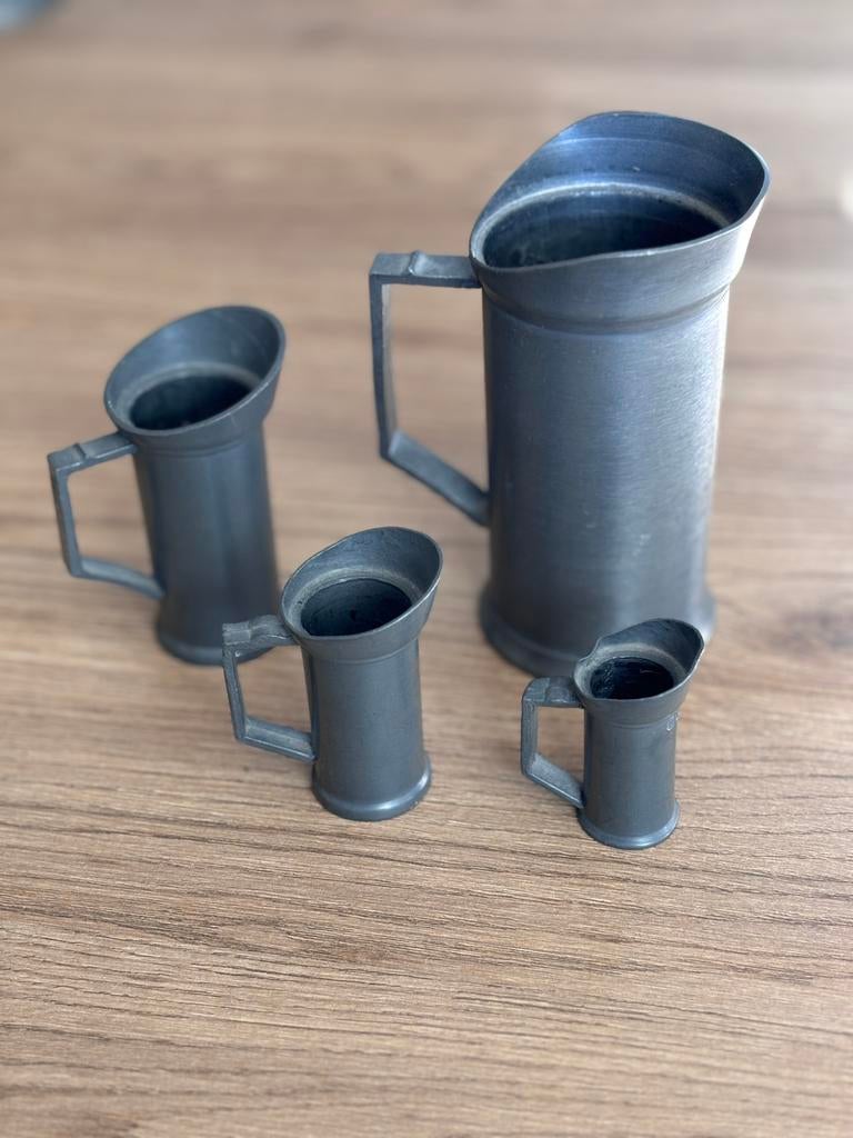 Set van 4 Antieke Tinnen Maatbekers Kannetjes Engelenmerk, Antiek en Kunst, Antiek | Tin, Ophalen of Verzenden