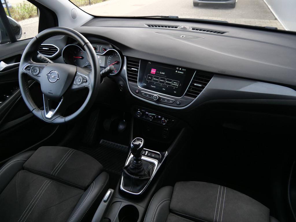 Opel Crossland 1.2 Turbo 110pk Ultimate Camera / Navigatie /, Voorwielaandrijving, 1154 kg, Zwart, 1199 cc
