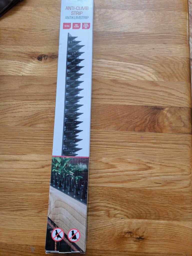 Antiklimstrip om vogels en katten te weren, Doe-het-zelf en Verbouw, Plinten en Afwerking, Ophalen of Verzenden, Nieuw, Plinten
