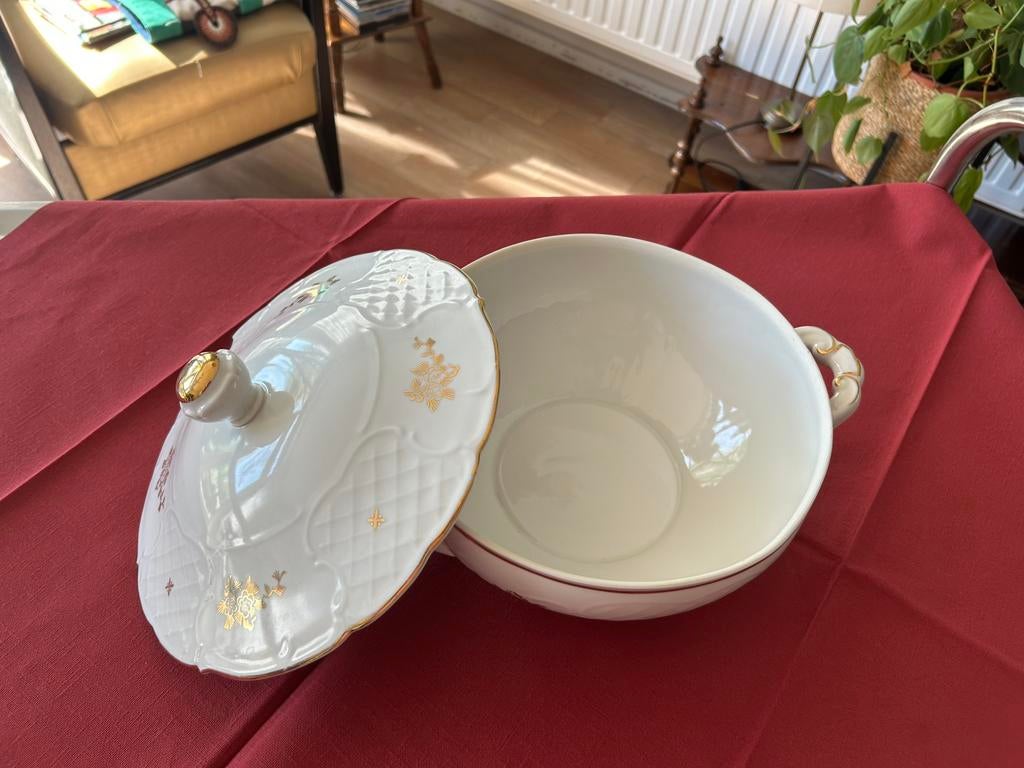 Antiek servies, Ophalen