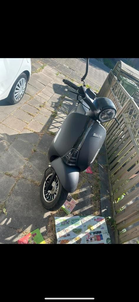 Berini city, Fietsen en Brommers, Brommeronderdelen | Scooters, Zo goed als nieuw, Overige merken, Overige typen, Ophalen of Verzenden