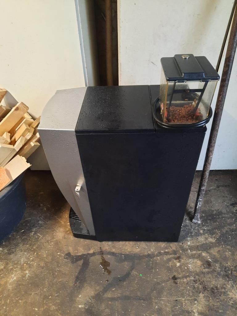 Koffie machine, Huis en Inrichting, Woonaccessoires | Zuilen en Pilaren, Ophalen of Verzenden