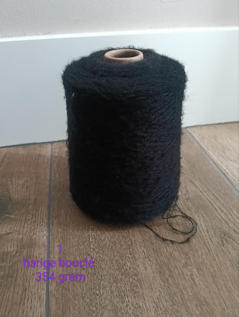Heerlijk zacht harig bouclé breimachine garen - zwart, Ophalen of Verzenden, Nieuw, Breien, Wol of Garen
