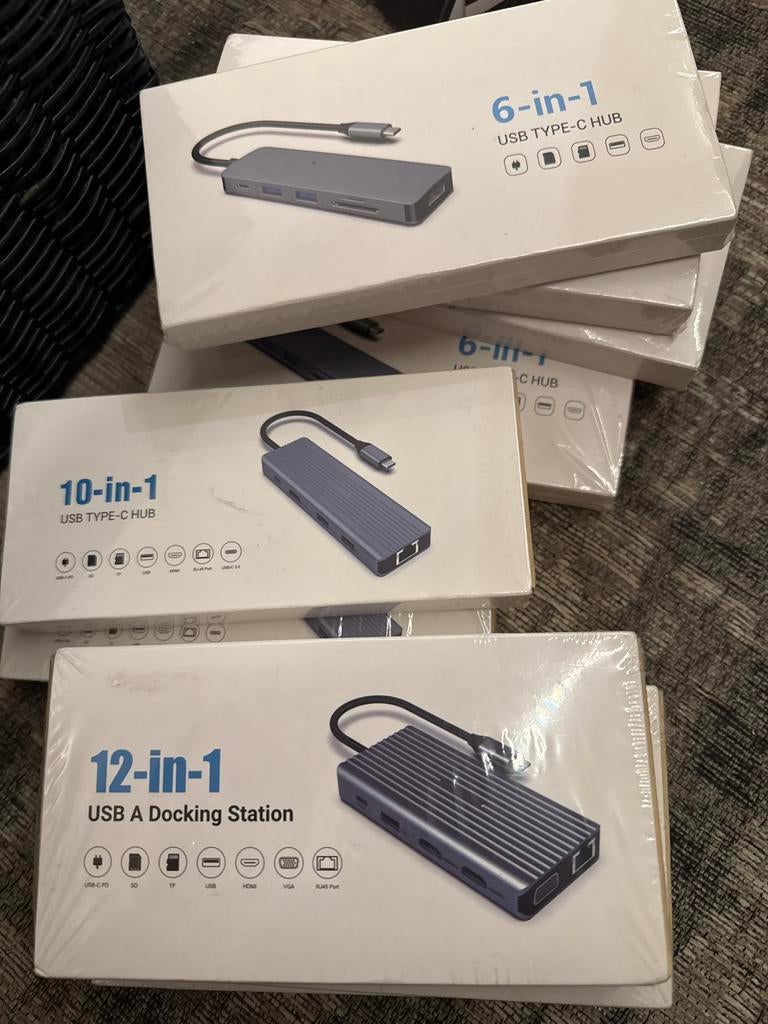 USB Type-C Hubs en Docking Stations (6-in-1, 10-in-1, 12-in-, Computers en Software, Dockingstations, Ophalen of Verzenden, Nieuw