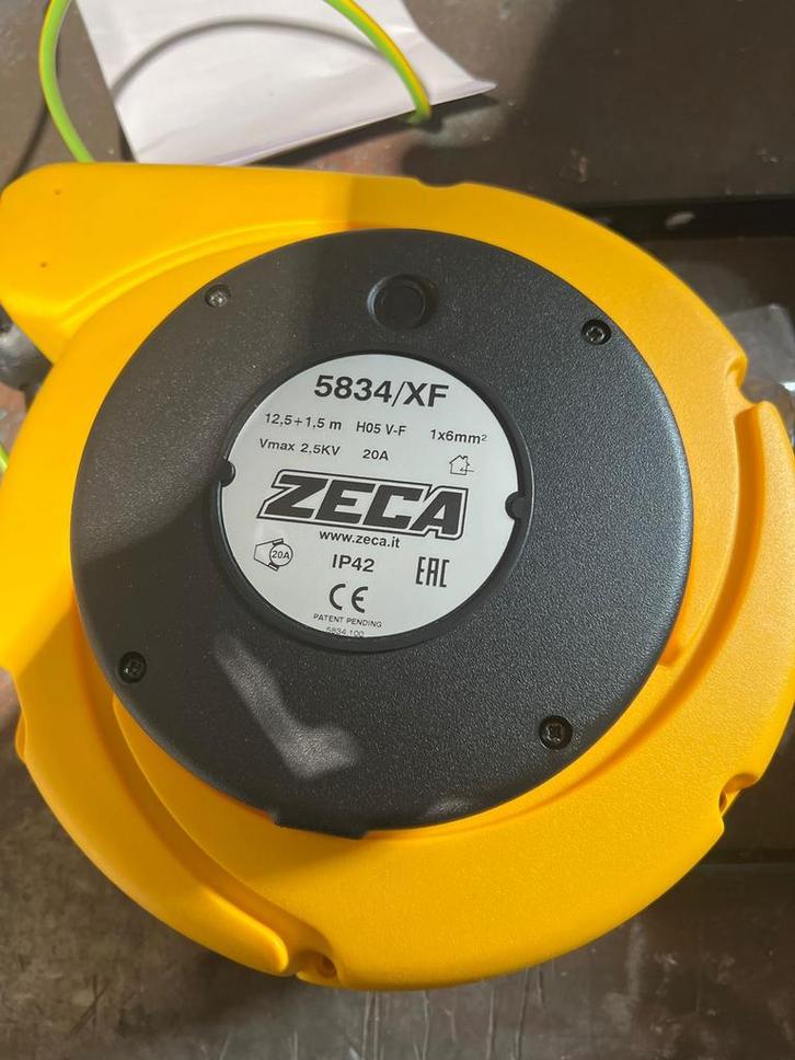 ZECA Kabelhaspel 5834/XF - 12,5+1,5m H05 V-F 1x6mm² 20A, Doe-het-zelf en Verbouw, Elektra en Kabels, Nieuw, Kabel of Snoer, Ophalen