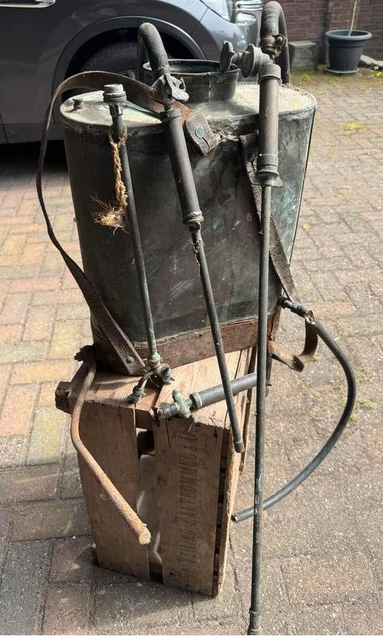 Oude Vermorel rugspuit                    IN PRIJS VERLAAGD, Ophalen